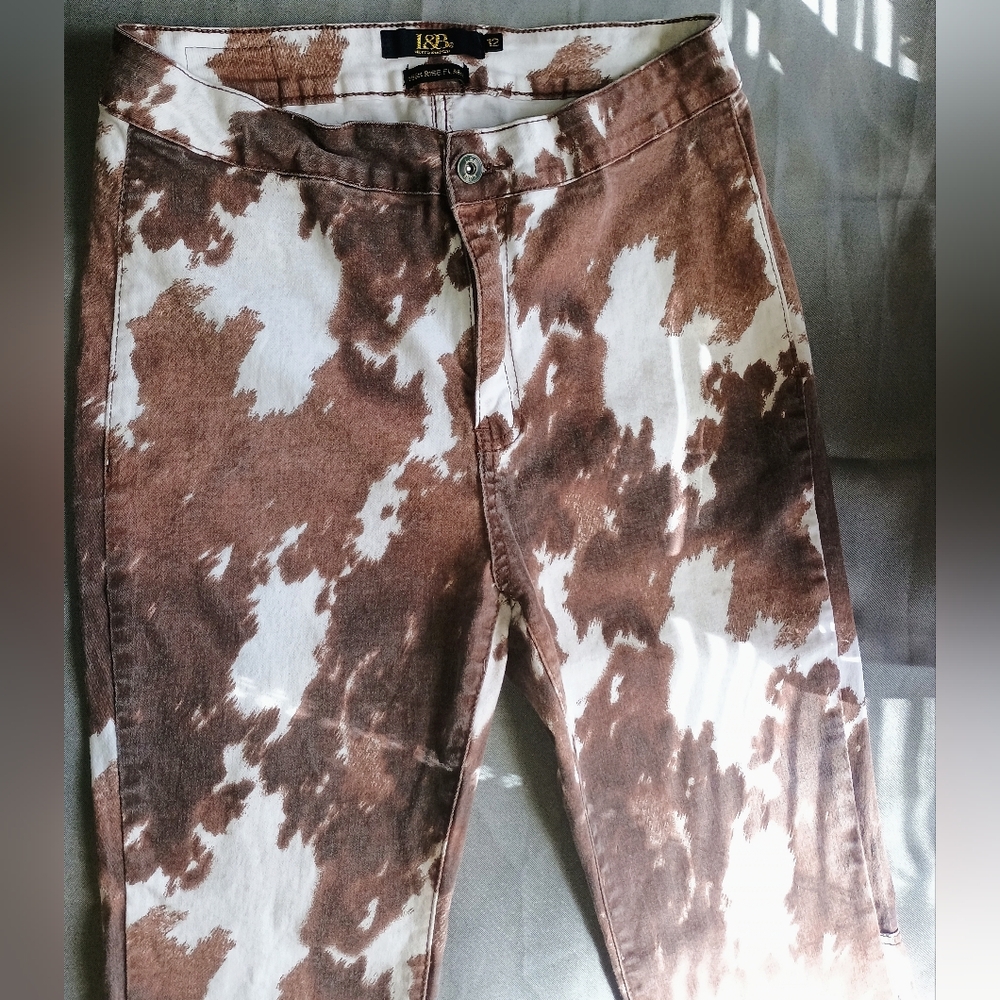 L&B Brown and White Cow Print Flare Jeans - Picture 3 of 8